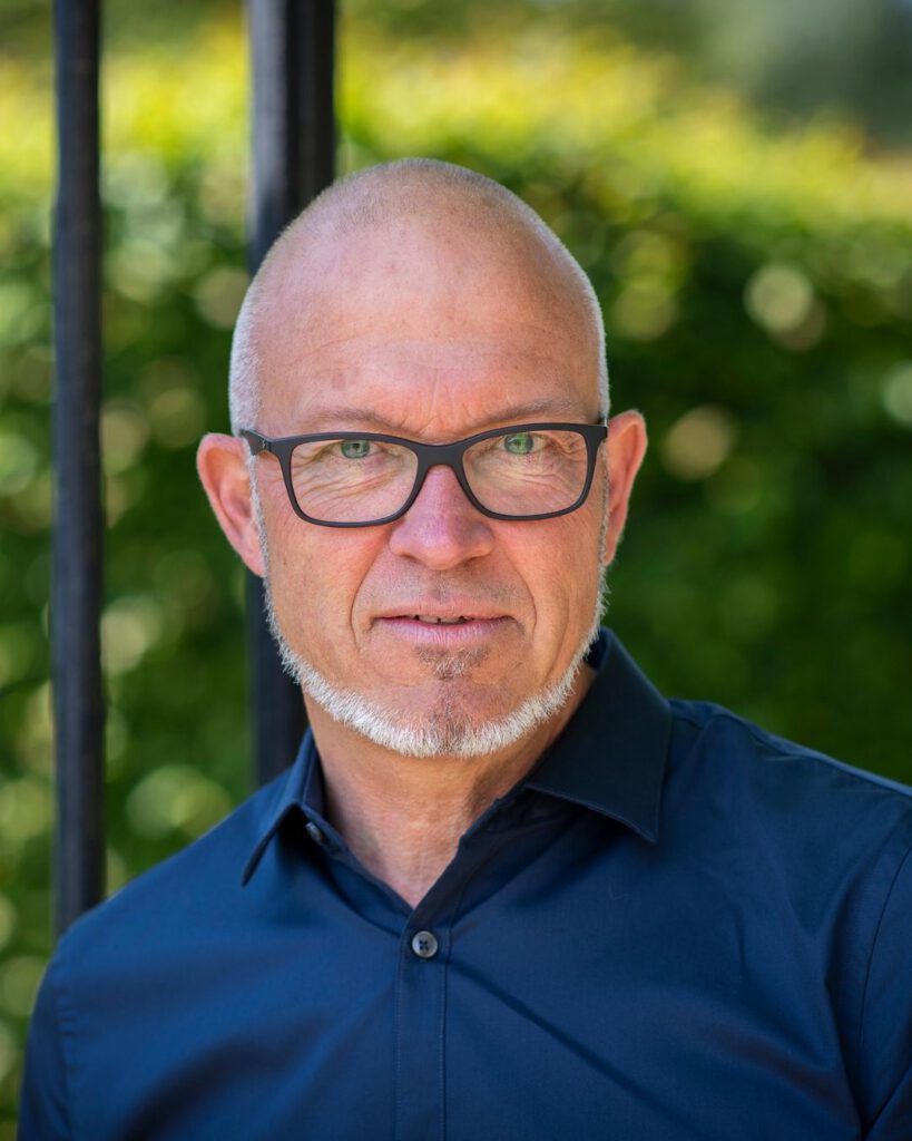 Home 1 Coach Marko de Jong in Limburg
